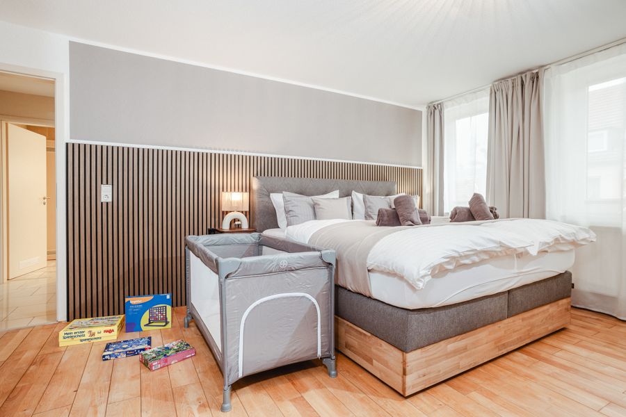Schlafzimmer der Premium Wohnung Kassel Zentrum
